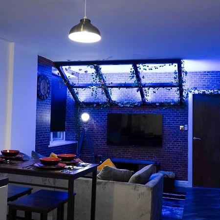 Stunning Two Bed City Centre Apartment Leeds  Exterior foto