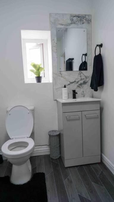 Stunning Two Bed City Centre Apartment Leeds  Exterior foto