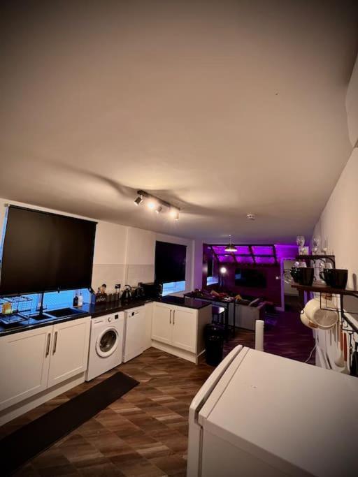 Stunning Two Bed City Centre Apartment Leeds  Exterior foto